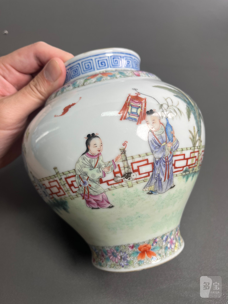 民国  粉彩婴戏图盖罐（一对） - 图12